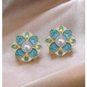 Elegant Blue and Gold Floral Earrings